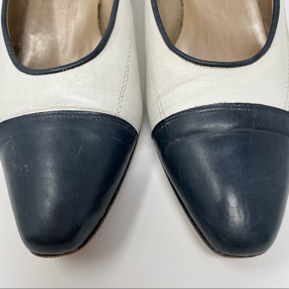 VAN ELI Vintage Navy and Ivory Pumps size 9N - Picture 9 of 12